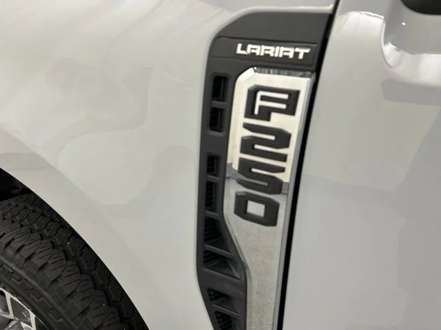 Used 2025 Gray Ford Lariat image 27