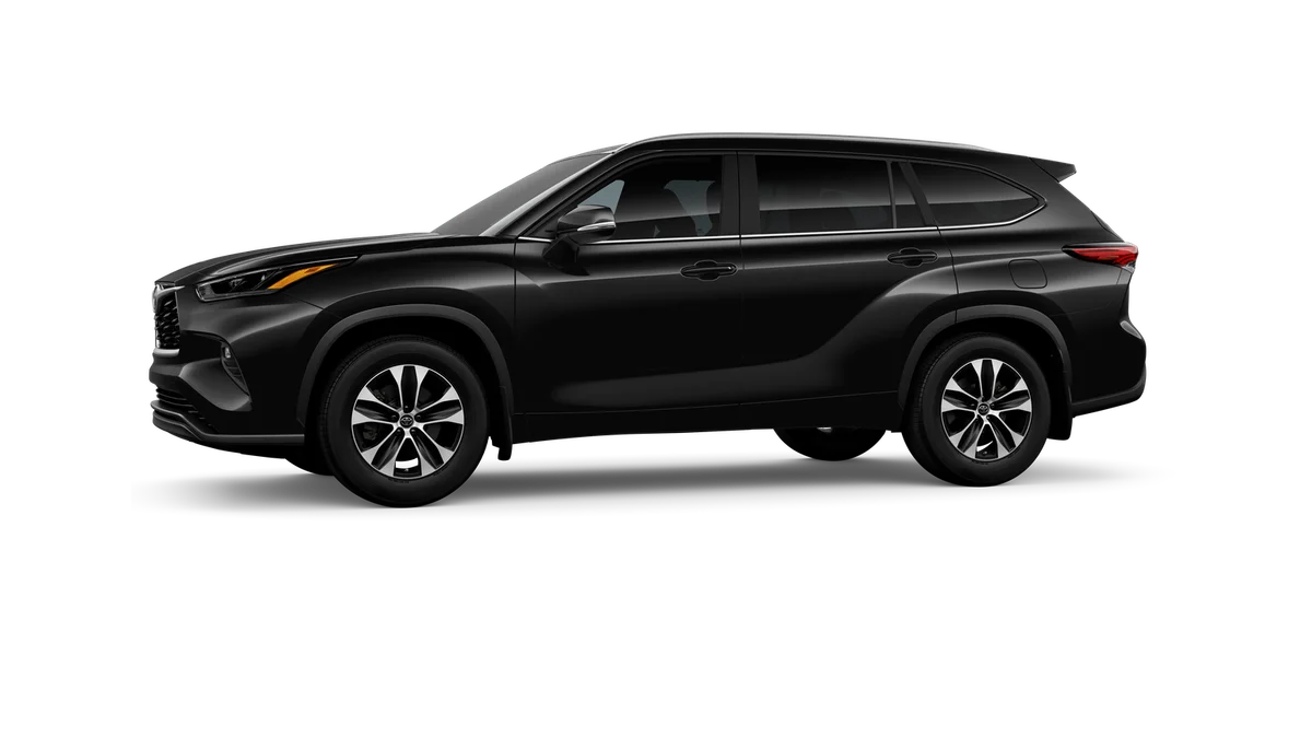 New 2026 Midnight Black Metallic Toyota XLE image 3