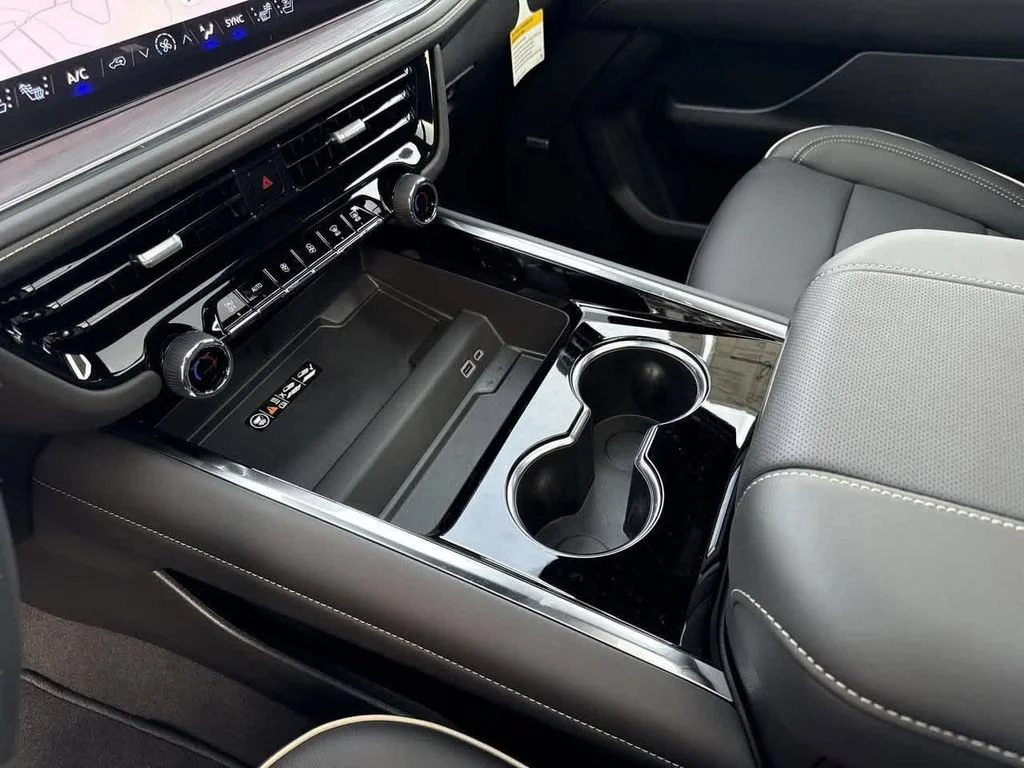 2026 Chevrolet Tahoe Premier - Photo 37