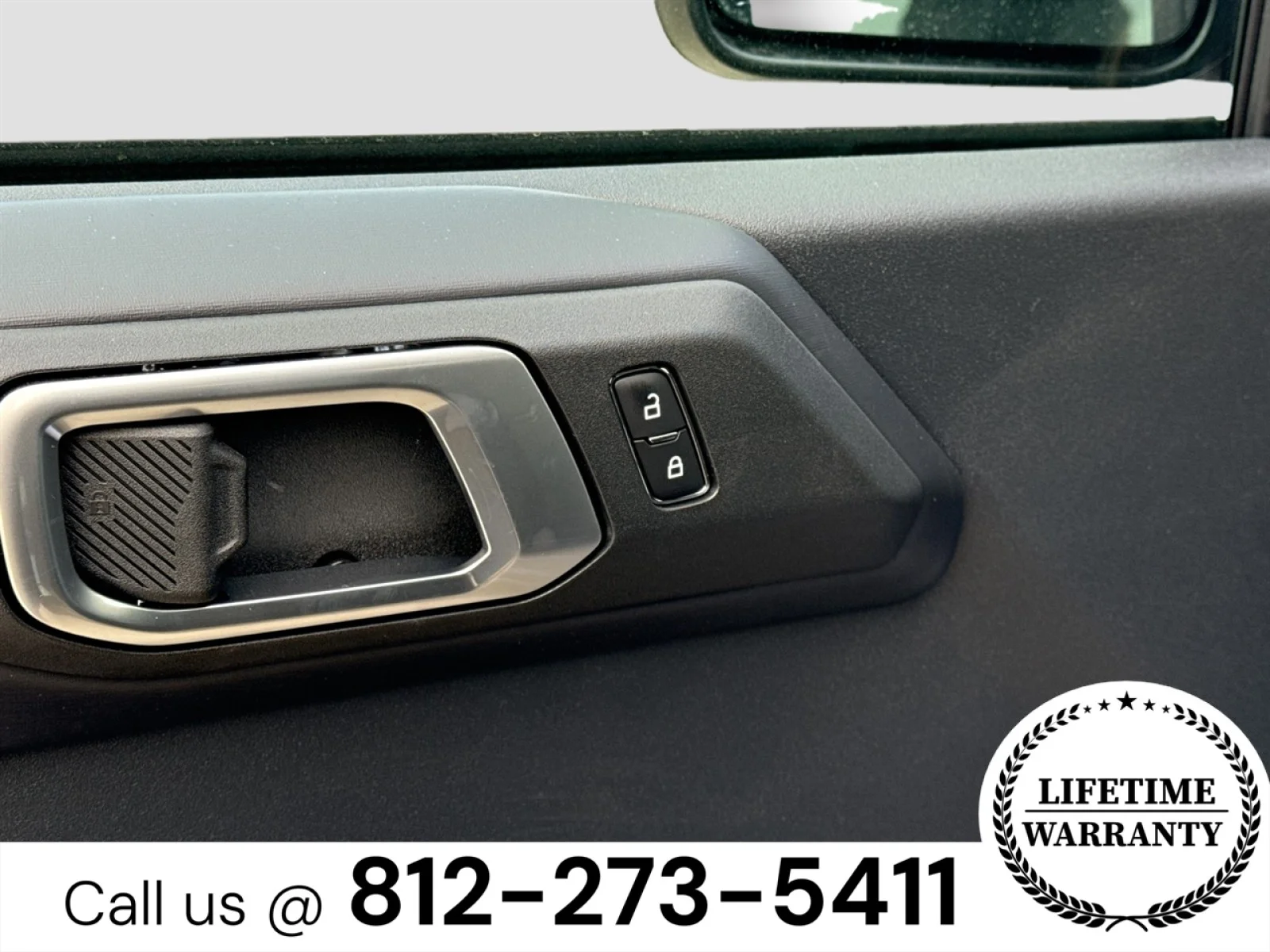 New 2025 Marsh Gray Ford Badlands® image 18