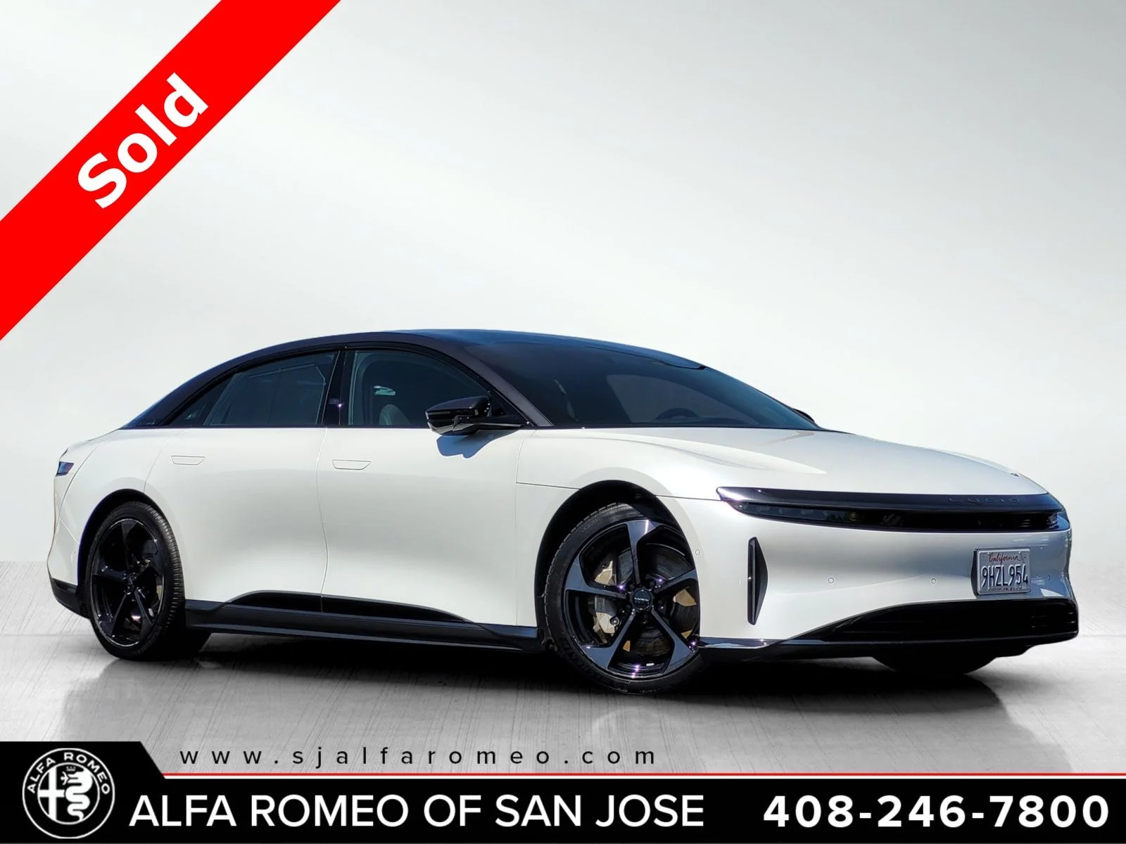 2023 Lucid Air Touring's photo