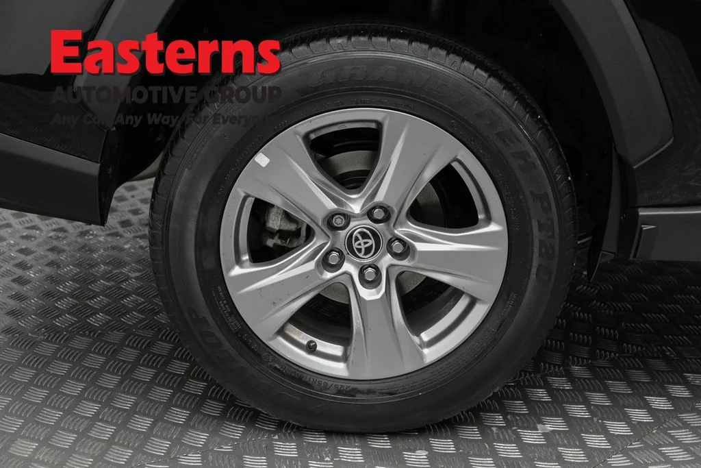 Used 2023 Black Toyota XLE image 29