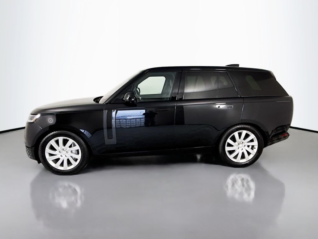 Certified Used 2023 Black Land Rover SE image 2