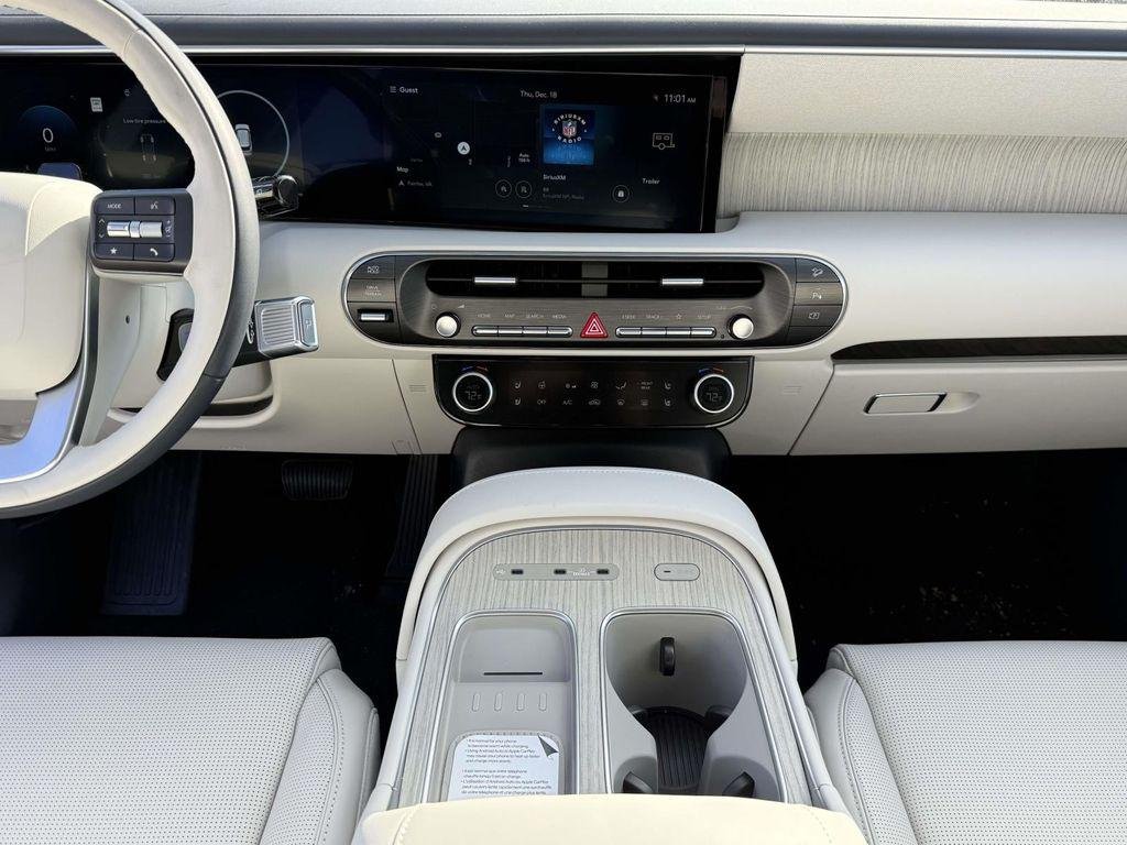 New 2026 Abyss Black Hyundai Calligraphy AWD image 19