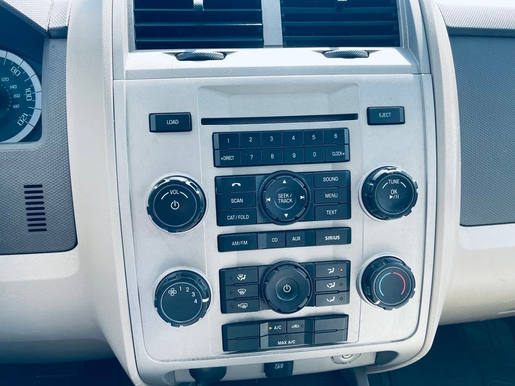 Used 2011 Silver Ford XLT image 18