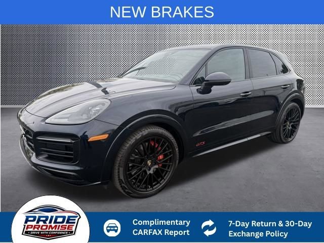 2021 Porsche Cayenne GTS's photo
