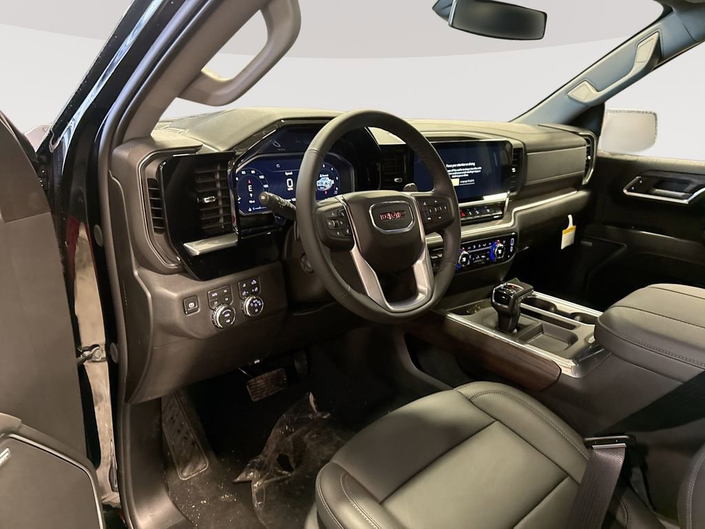 2026 GMC Sierra 1500 SLT - Photo 10