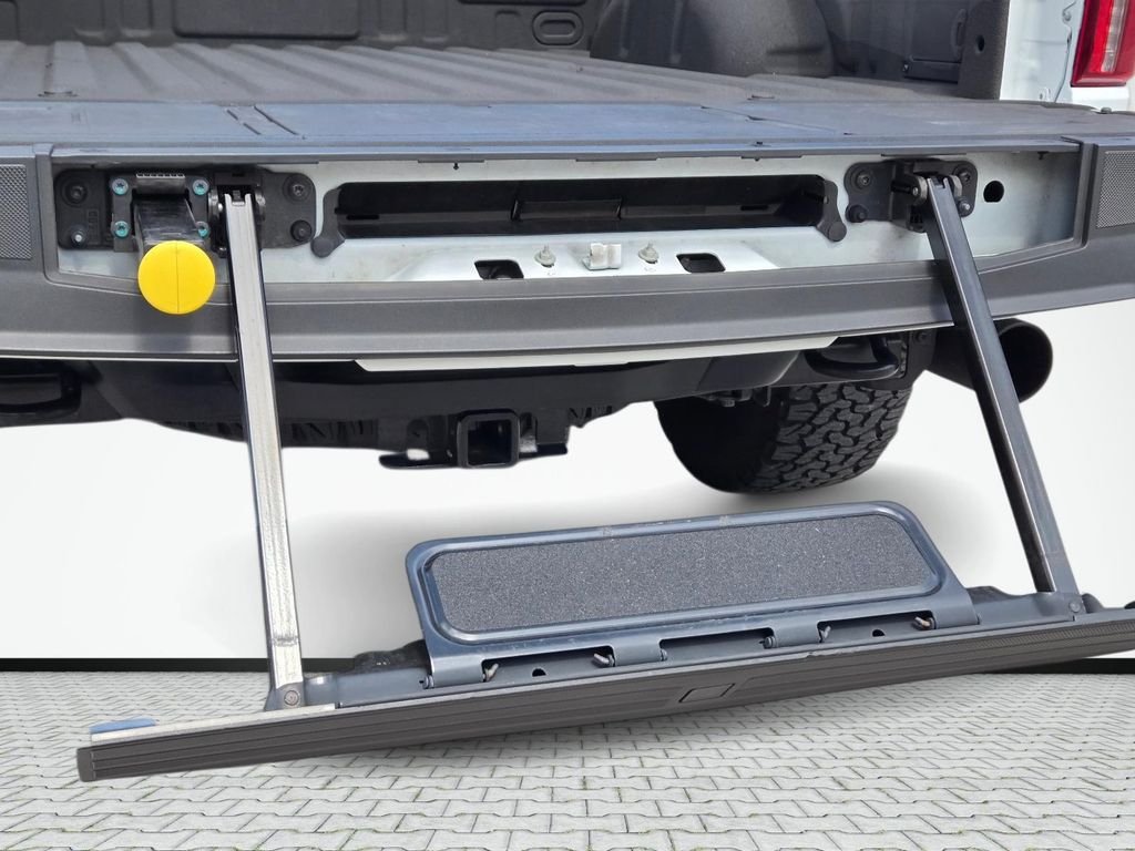 Used 2024 White Ford Raptor image 9