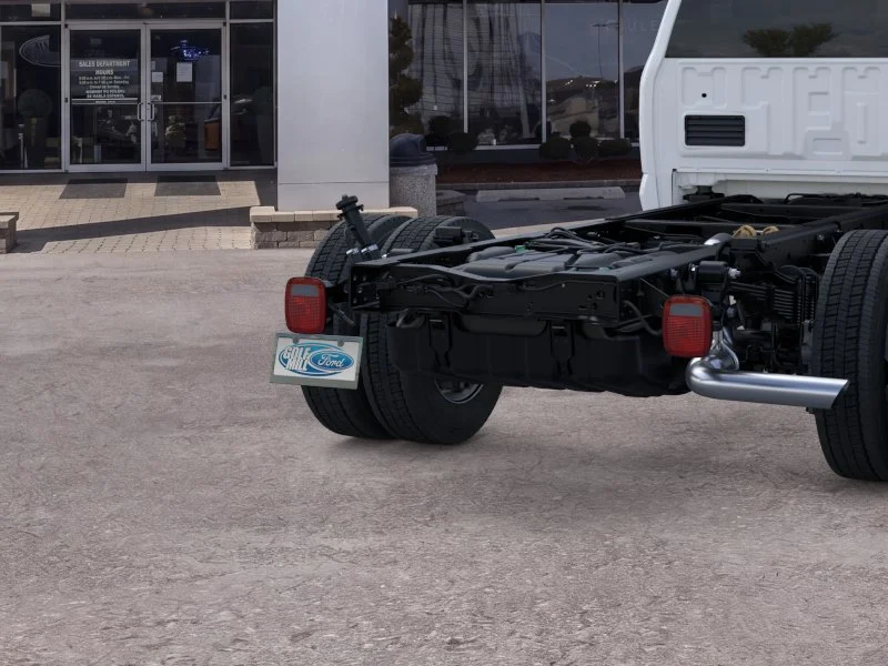 New 2026 Oxford White Ford XL image 21