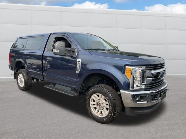Used 2017 Blue Ford XLT image 8