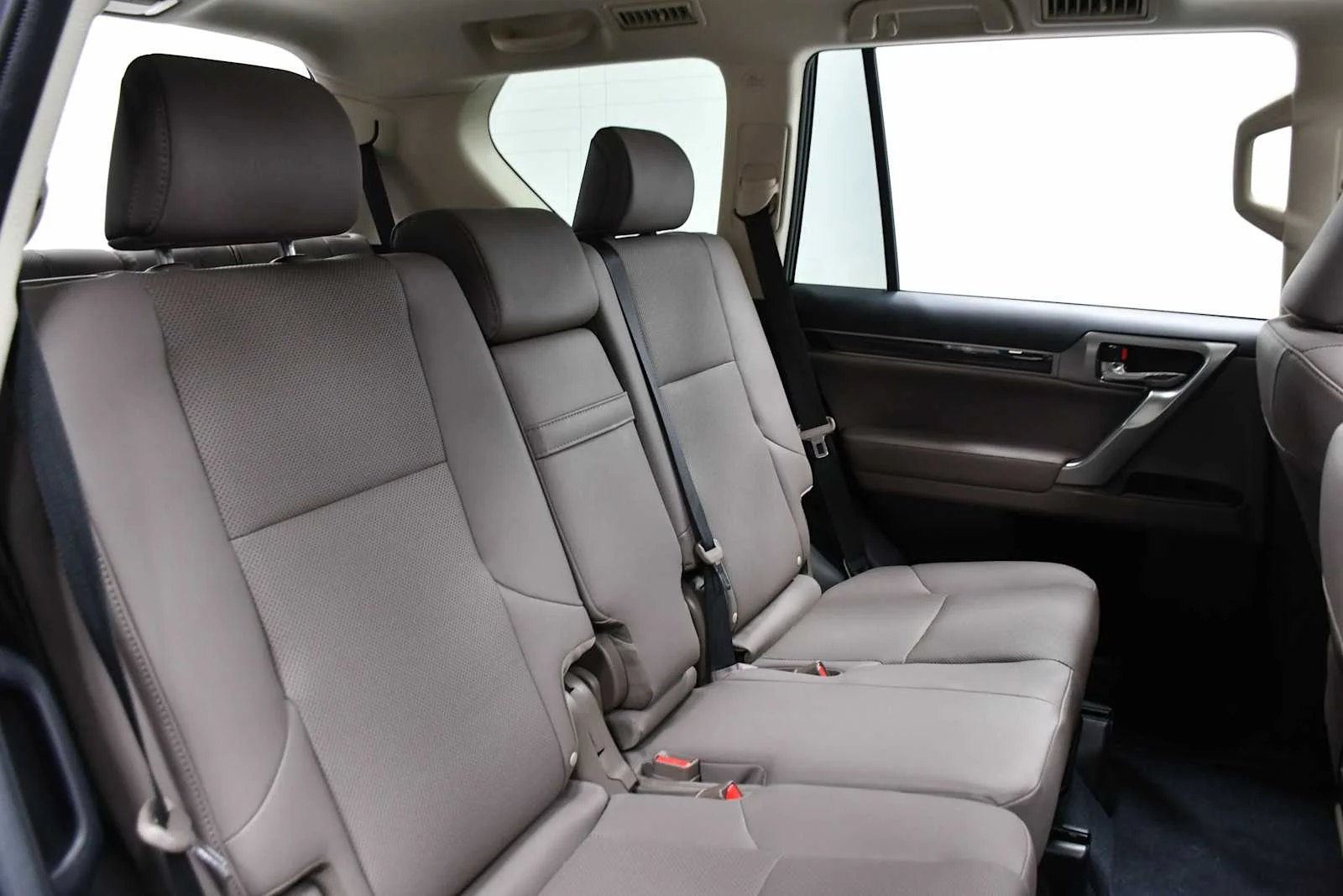 Used 2023 Eminent White Pearl Lexus Premium image 24