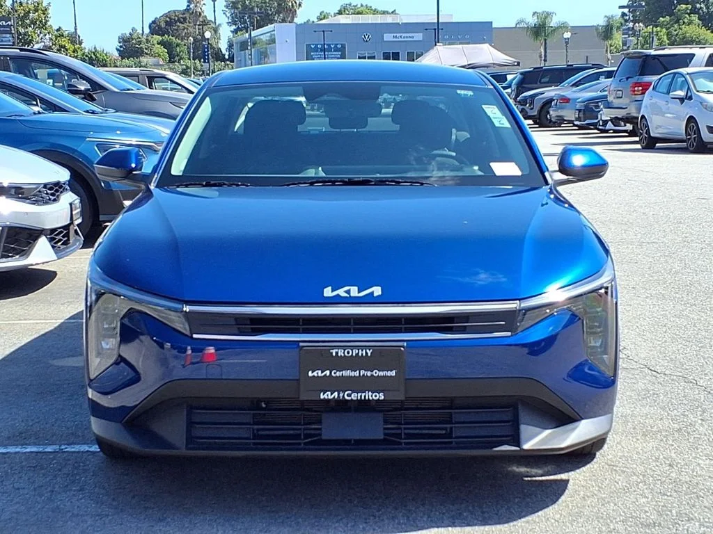 Certified Used 2025 Blue Kia LXS image 2