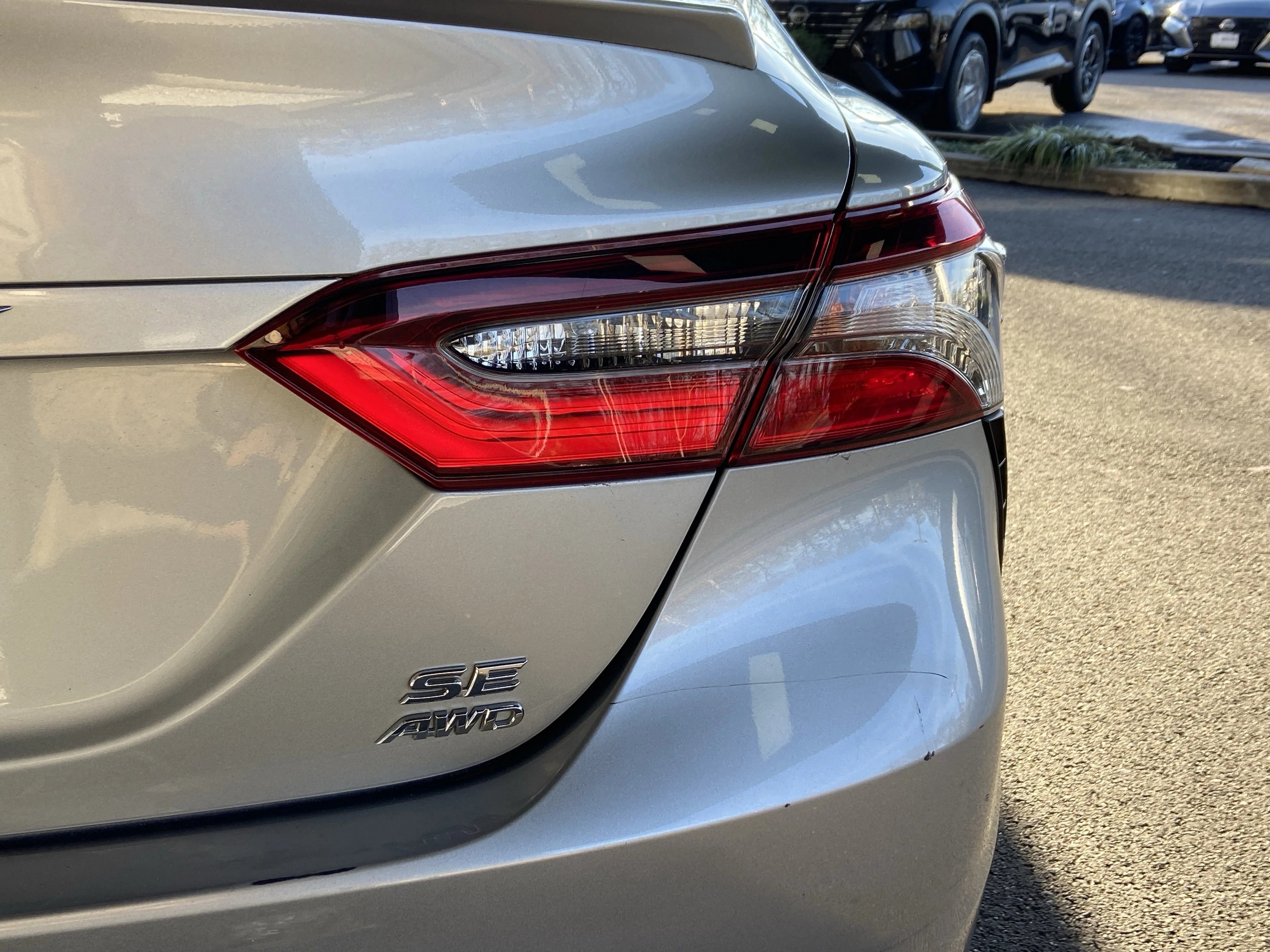 2022 Toyota Camry SE - Photo 32