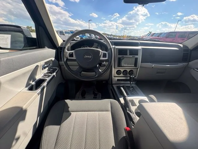 Used 2008 Blue Jeep Limited image 24