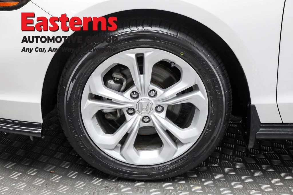 Used 2024 White Honda LX image 30