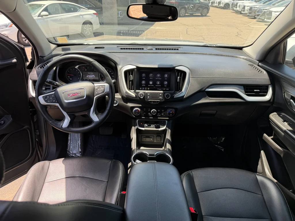 Used 2024 Sterling Metallic GMC SLT image 26