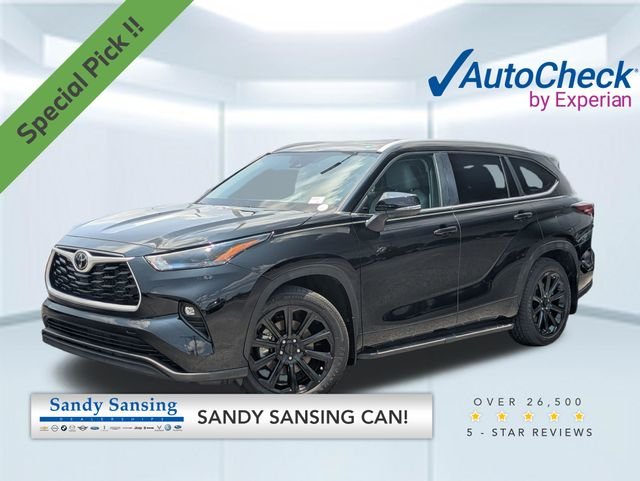Used 2024 Black Toyota XLE image 1