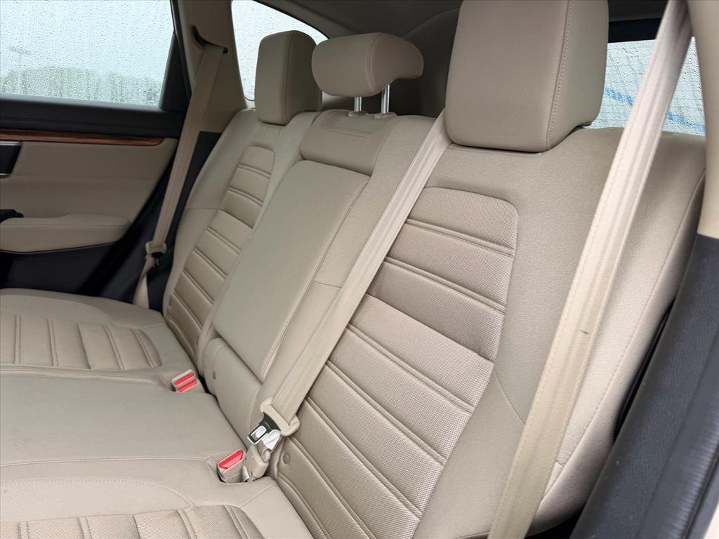 Used 2017  Honda EX image 13