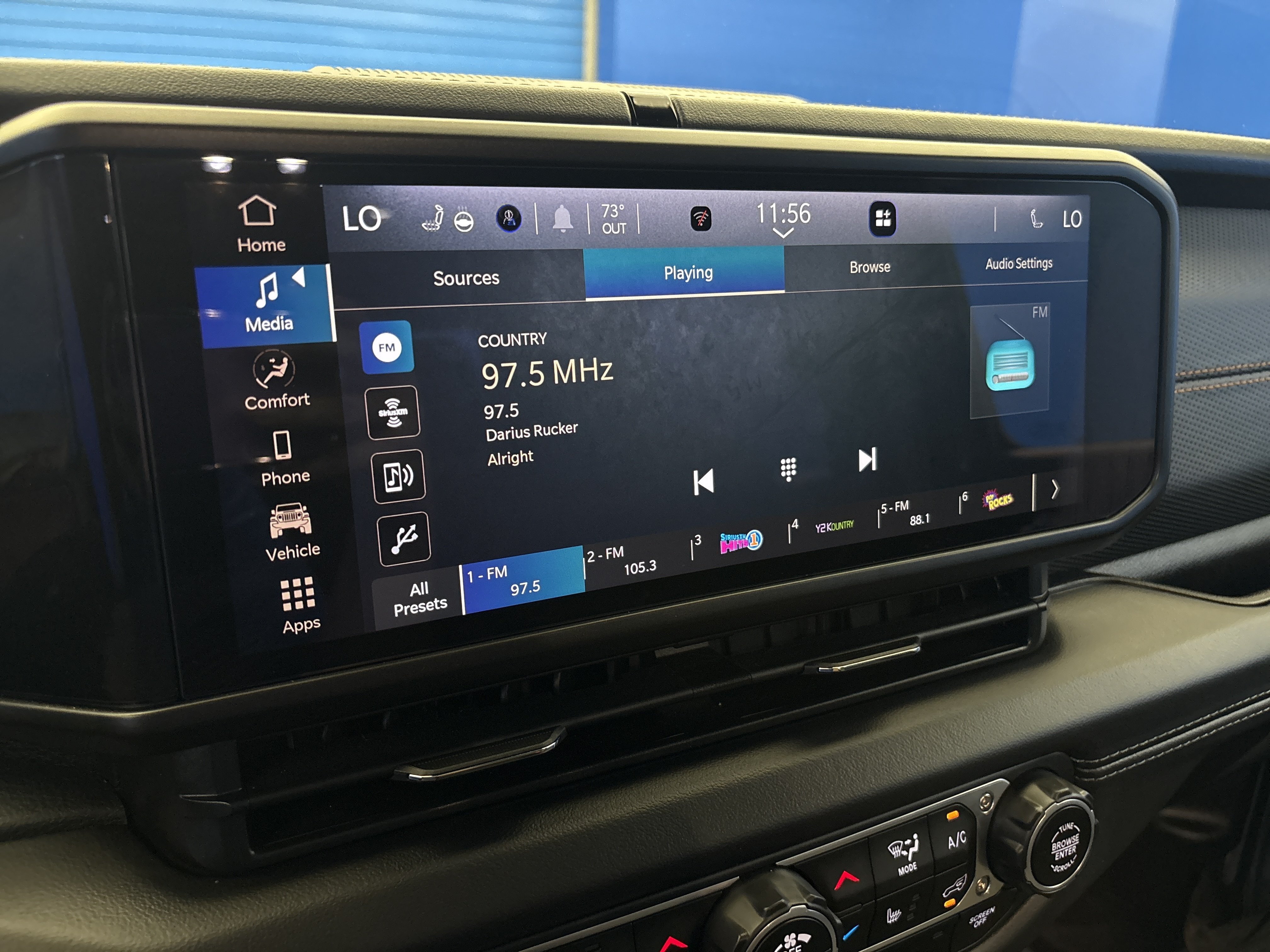 Used 2025 Anvil Clearcoat Jeep Mojave image 18