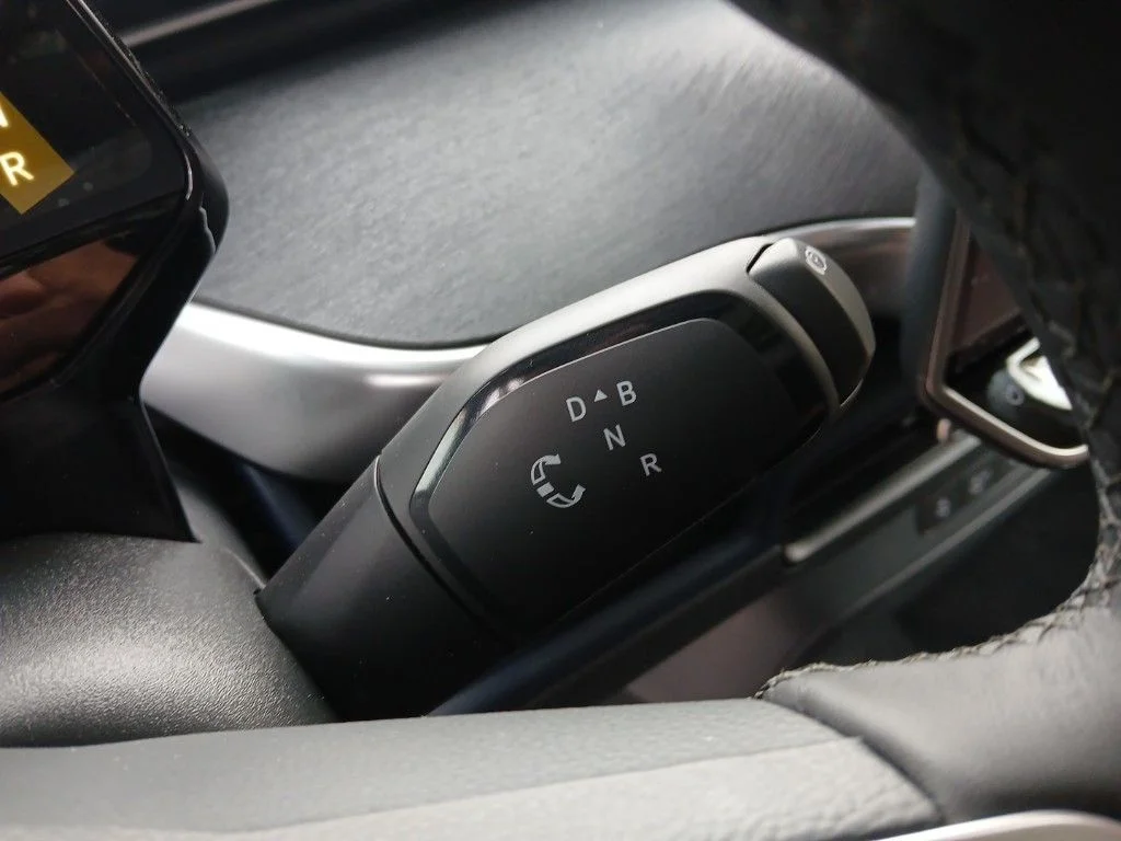 2025 Volkswagen ID. Buzz PRO S - Photo 23
