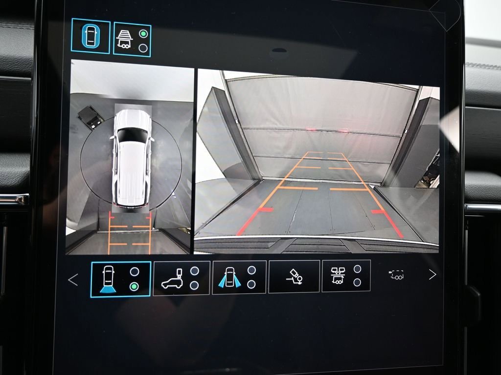 2026 GMC Yukon XL Denali - Photo 14