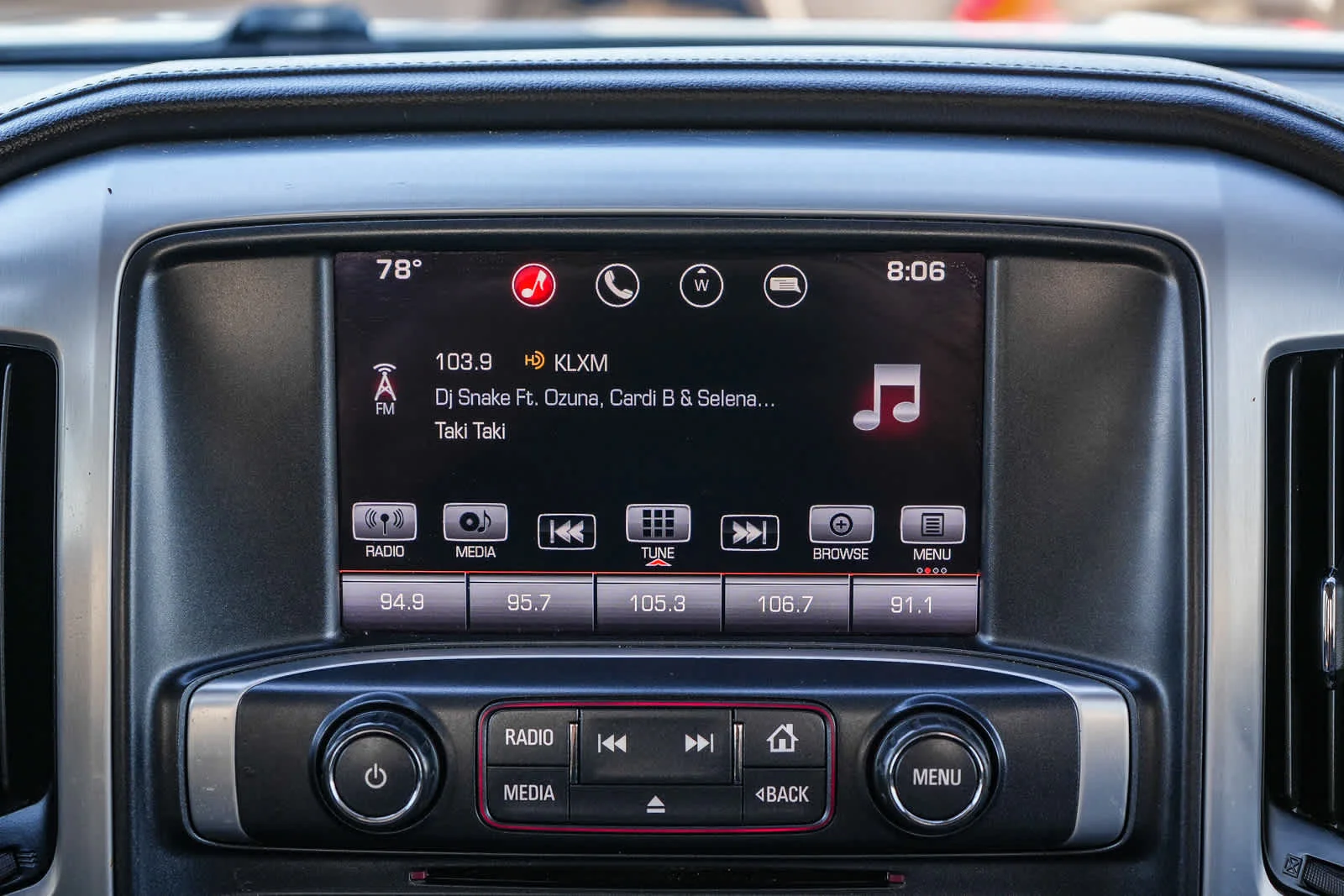 Used 2016 Quicksilver Metallic GMC SLT image 14