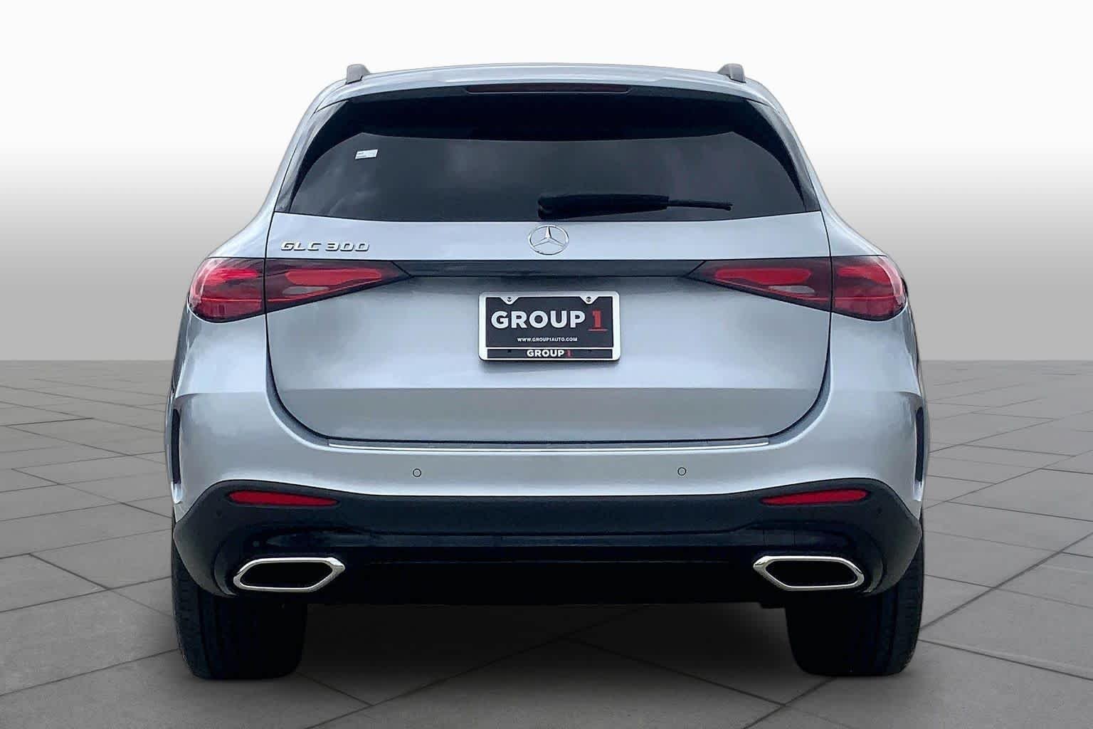 Used 2025 Cirrus Silver Metallic Mercedes-Benz GLC 300 image 4