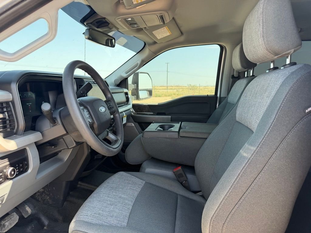 Used 2025 Oxford White Ford XLT image 20