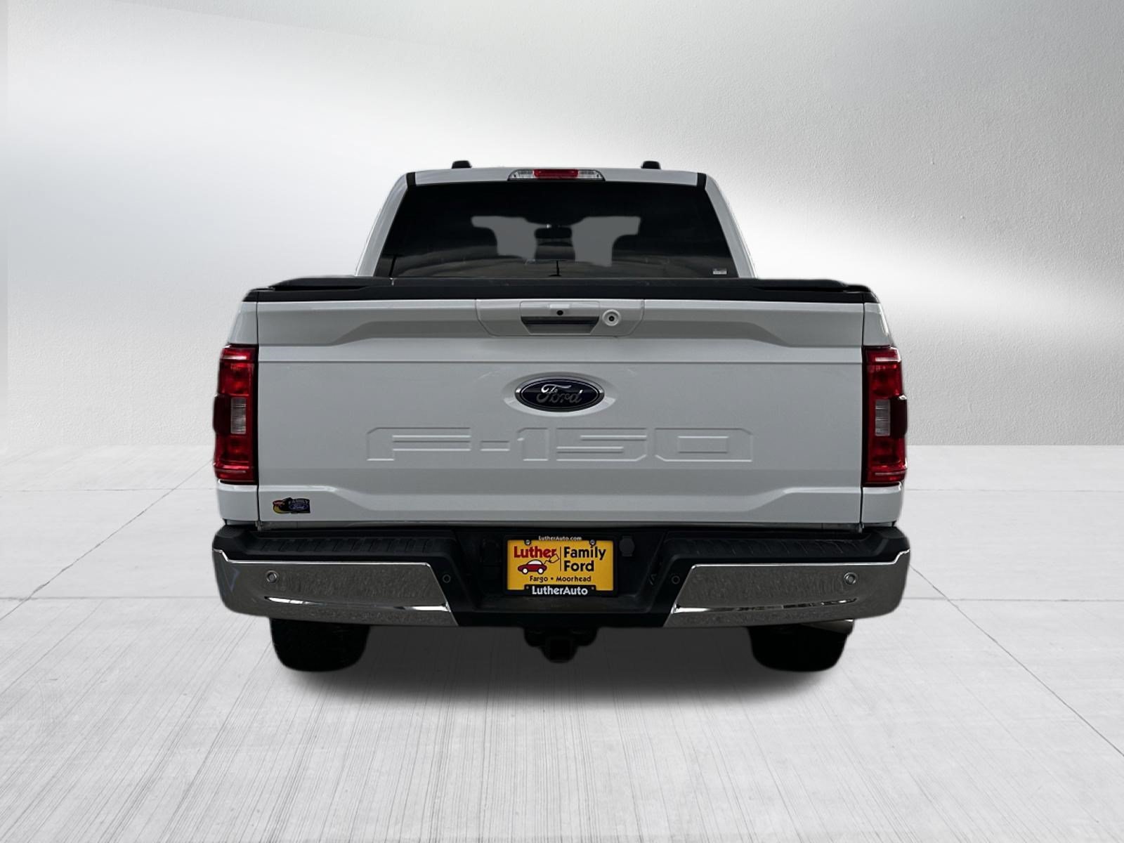 Certified Used 2023 Oxford White Ford XLT image 6
