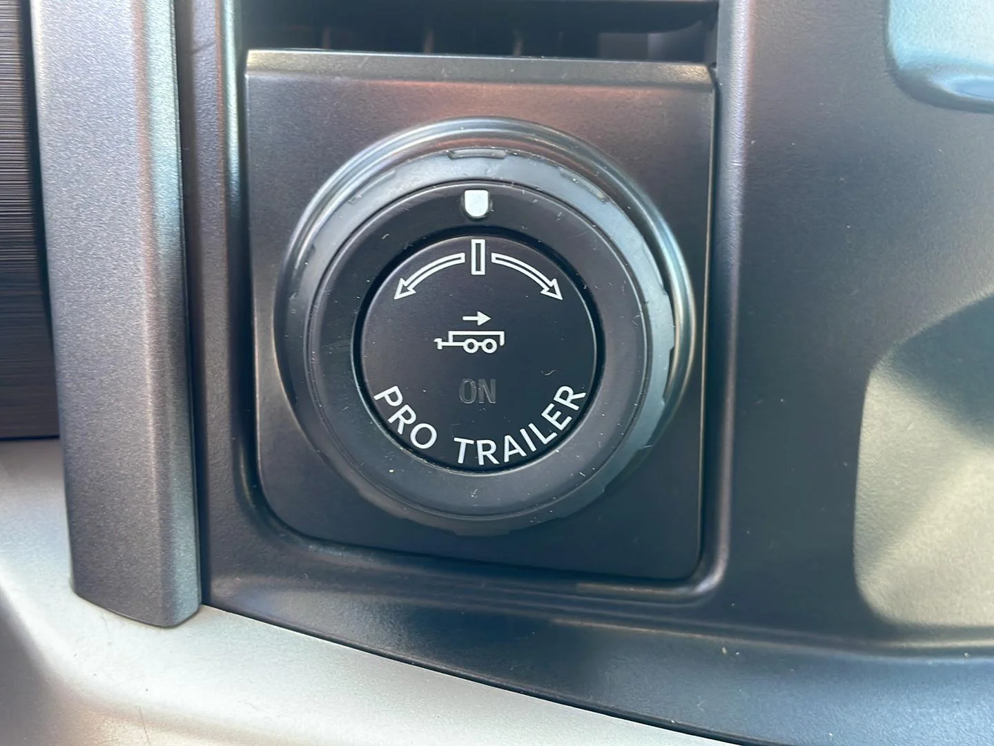 Used 2022 Iconic Silver Metallic Ford XLT image 22
