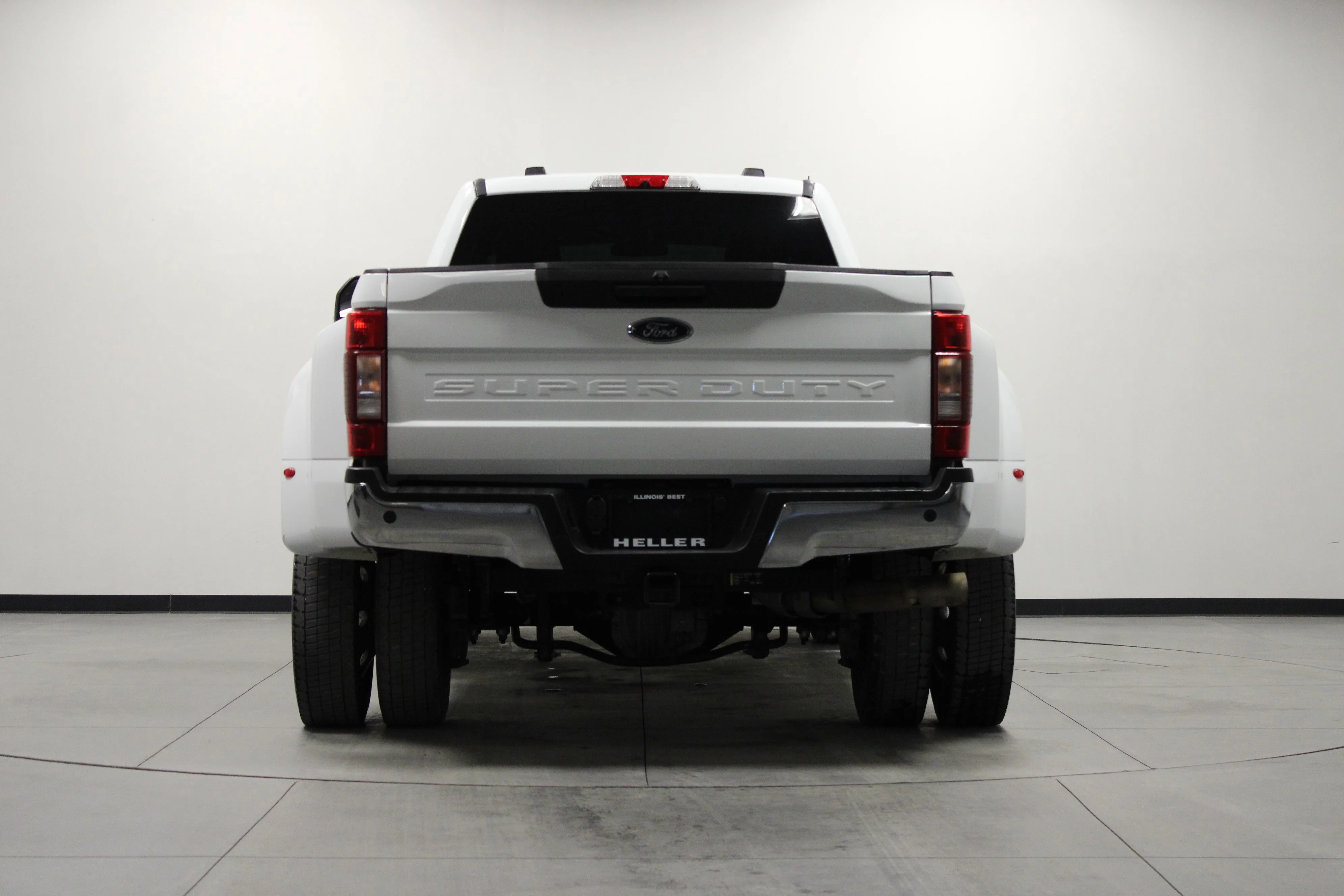 Used 2022 Oxford White Ford XLT image 5