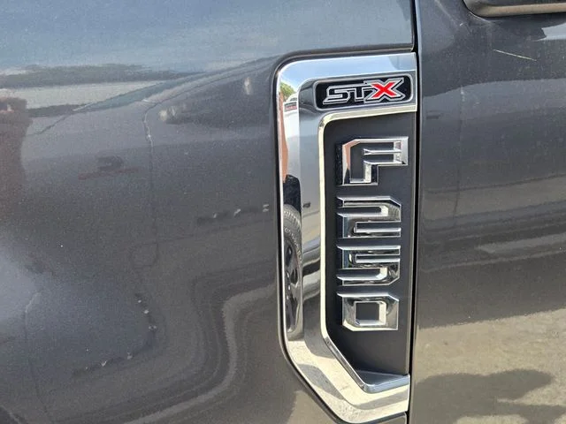 Used 2020 Gray Ford XL image 6