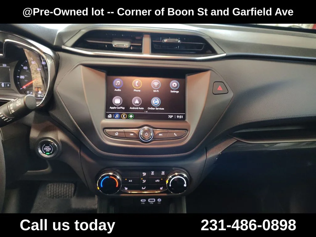 Used 2022 Red Chevrolet LT image 19