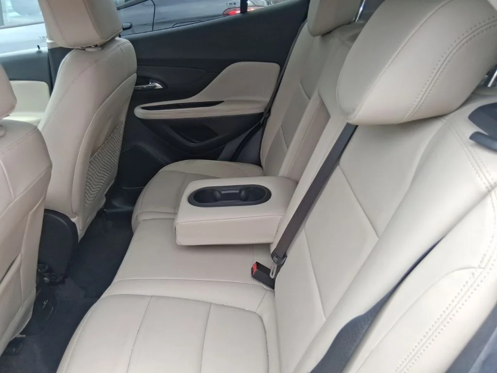 Used 2017 White Buick Essence image 17