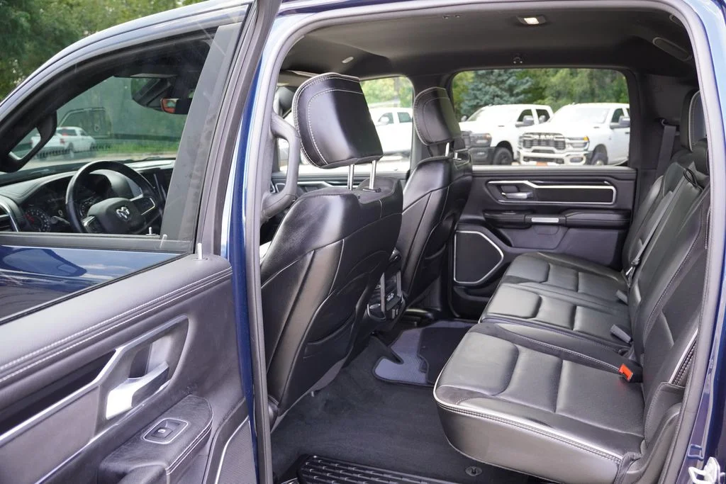 Used 2022 Patriot Blue Pearlcoat Ram Laramie image 17