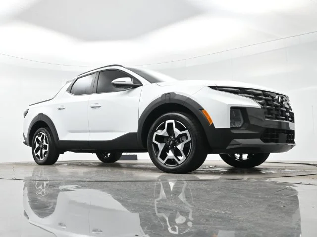 Used 2022 Ice White Hyundai Limited image 24