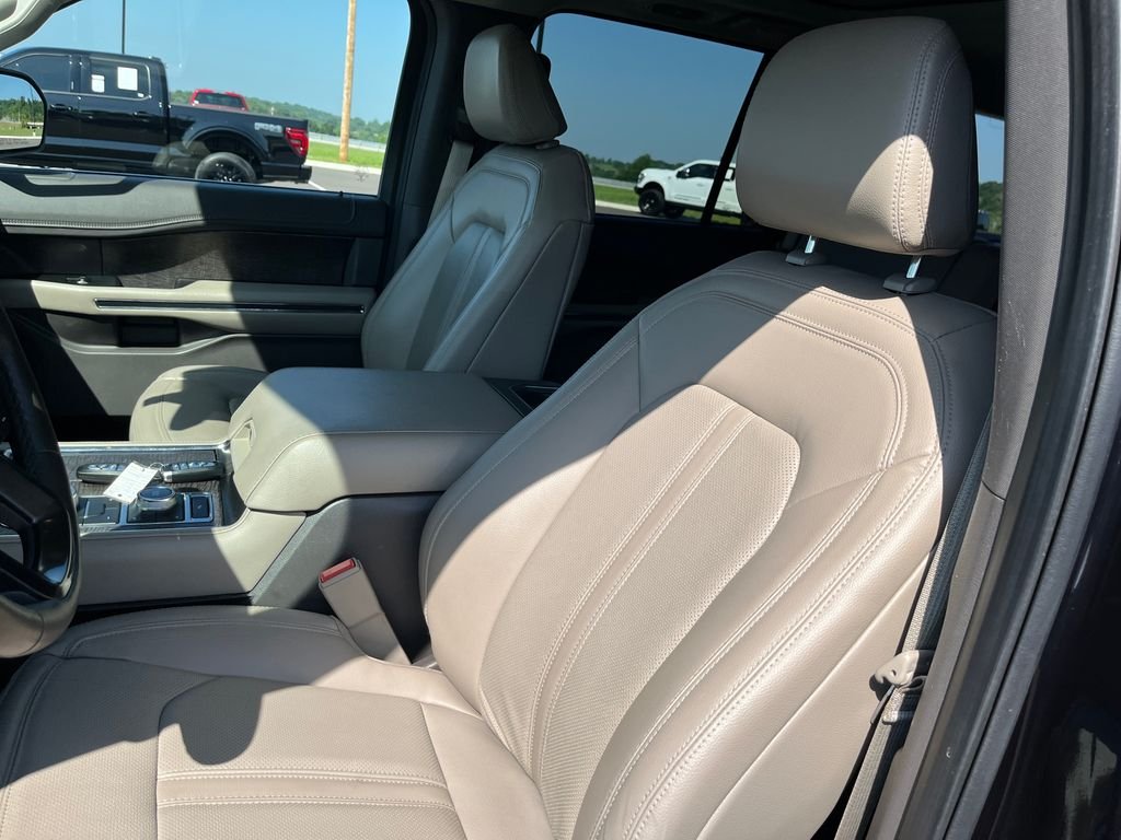 Used 2021 Black Ford Limited image 11