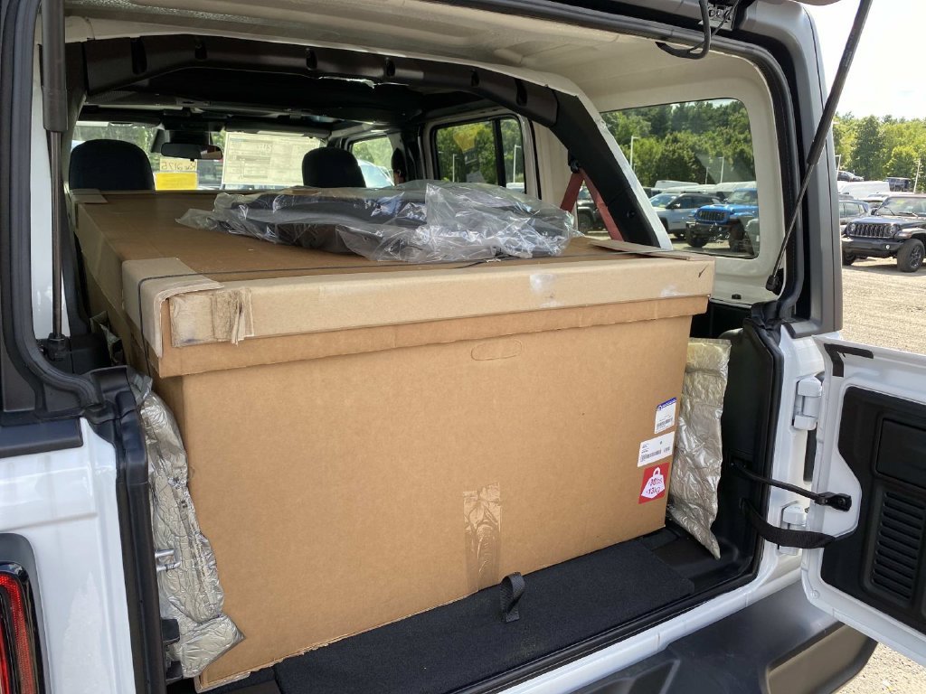 New 2026 Bright White Clearcoat Jeep  image 5