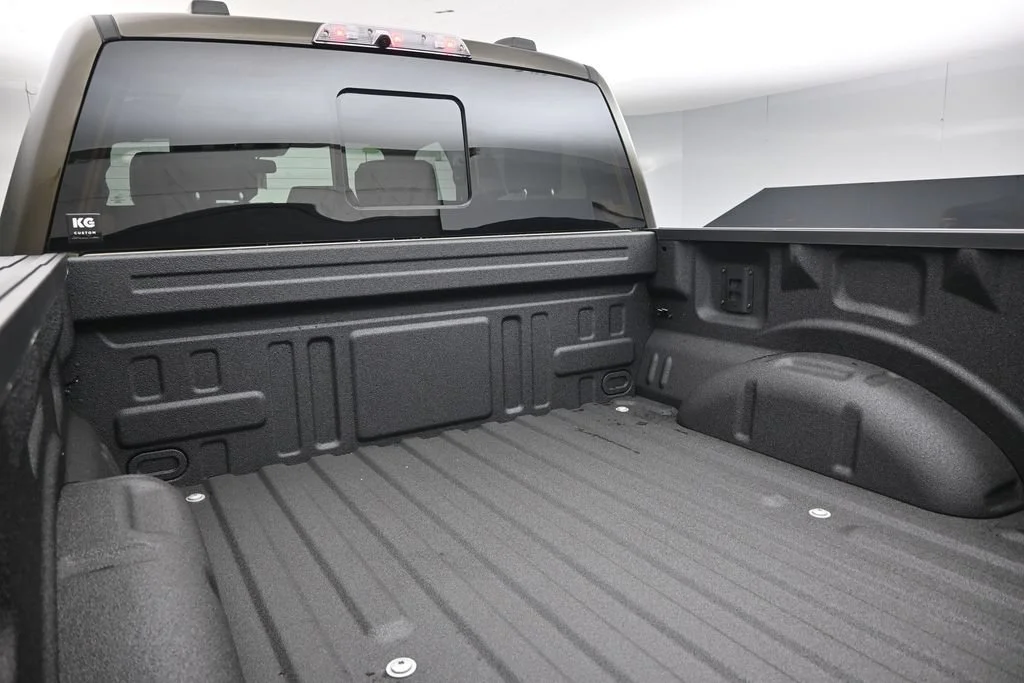 New 2026 Shelter Green Ford Raptor image 24