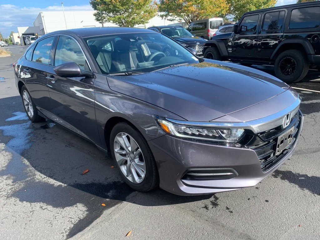 Used 2020 Lunar Silver Metallic Honda LX image 5