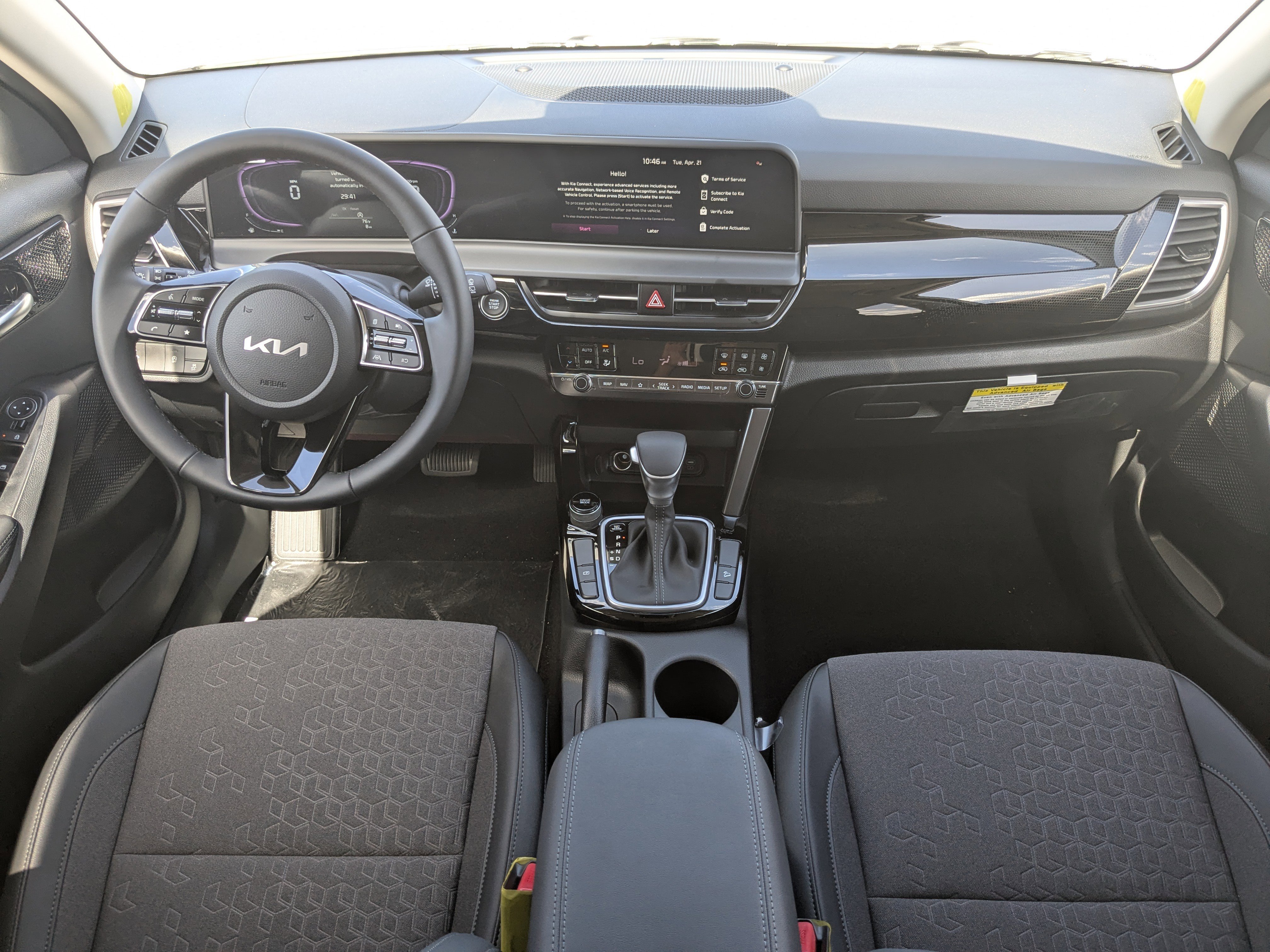 New 2026 Snow White Pearl Kia S image 17
