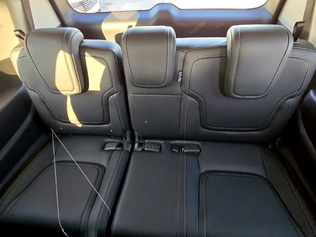 2026 Nissan Armada SV - Photo 12