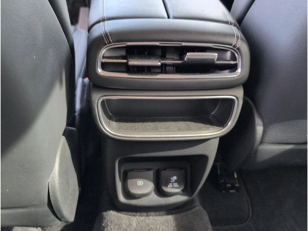 Used 2024 SILVER Genesis 2.5T AWD image 33