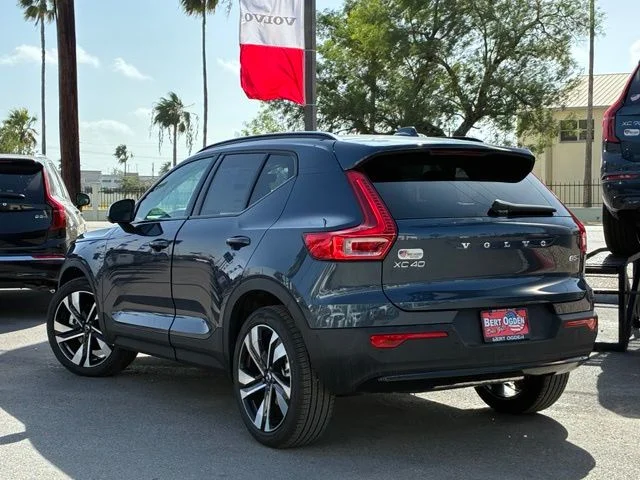 New 2026 Denim Blue Volvo Ultra image 4