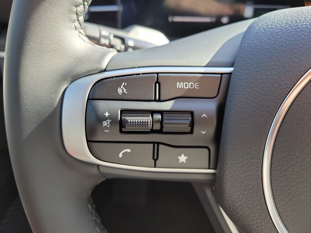 New 2026 White Kia GT-Line image 25