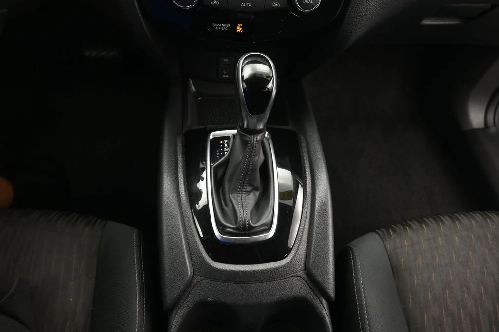 Used 2017 Gray Nissan SV image 28