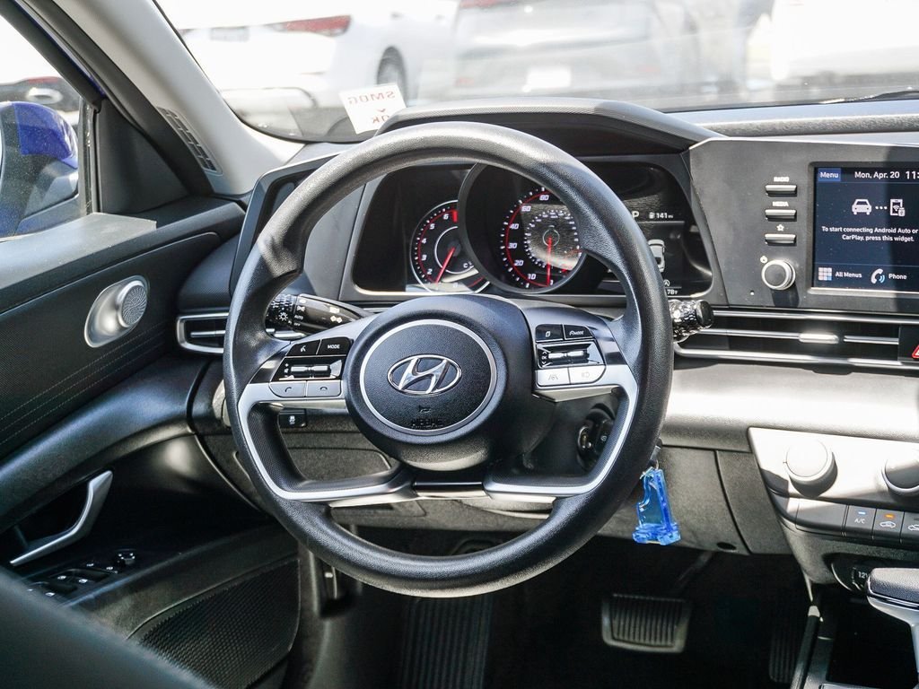 Used 2023 Blue Hyundai SE image 16