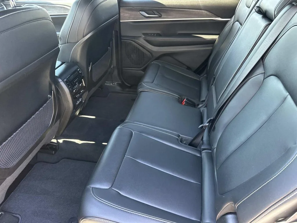 Used 2025 Gray Jeep Limited image 15