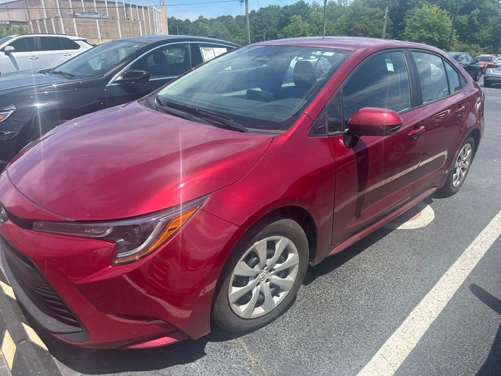 2025 Toyota Corolla LE CVT's photo