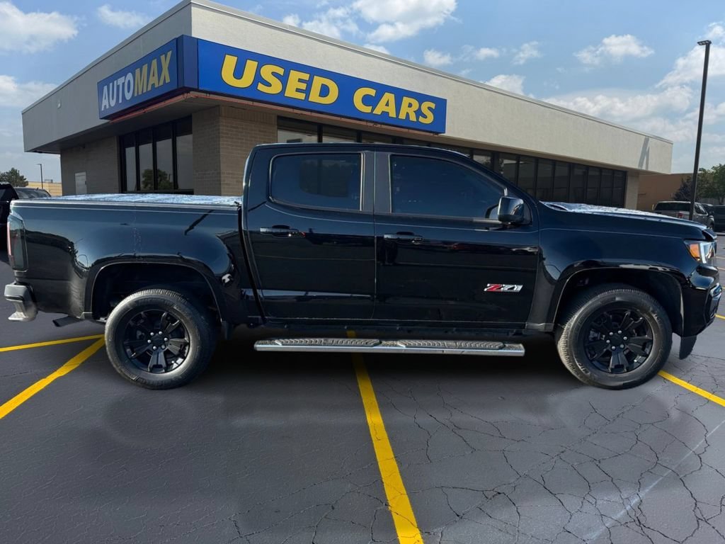 Used 2022 Black Chevrolet Z71 image 2